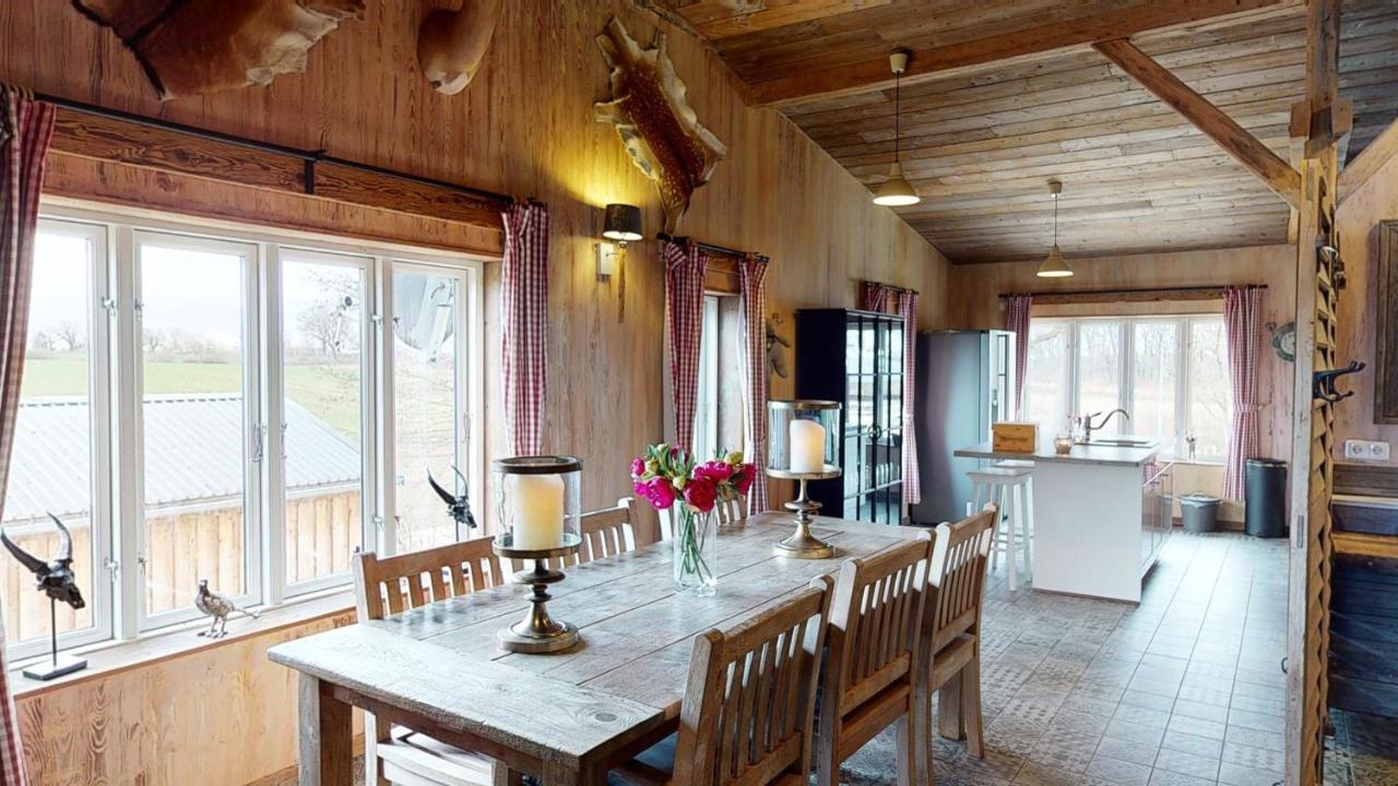 Herrenhaus Gut Neuruppersdorf Timmendorfer Strand Exterior photo