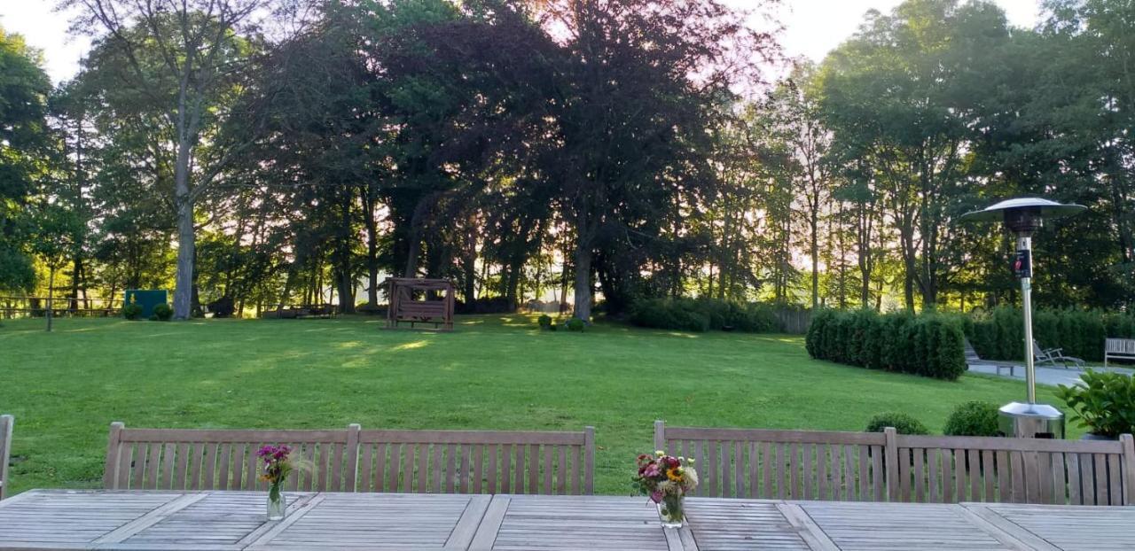 Herrenhaus Gut Neuruppersdorf Timmendorfer Strand Exterior photo