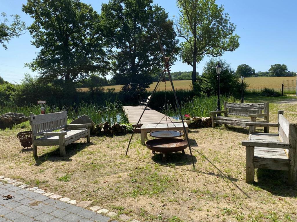 Herrenhaus Gut Neuruppersdorf Timmendorfer Strand Exterior photo